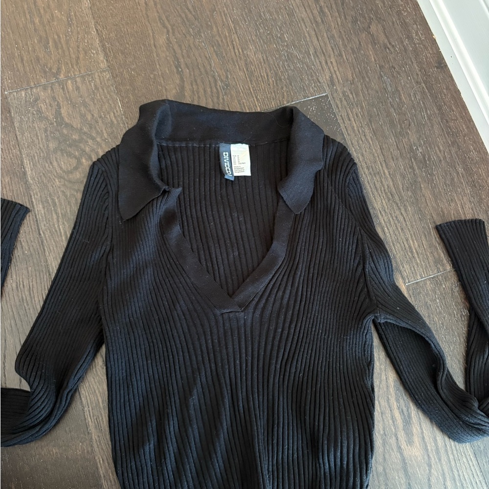 H&M Black Ribbed Top